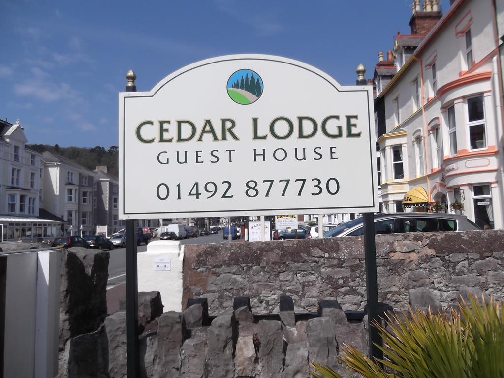 Cedar Lodge Ландъндо Екстериор снимка