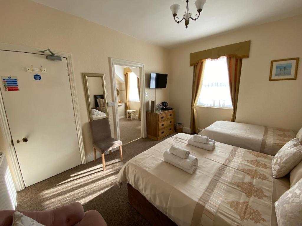 Cedar Lodge Ландъндо Екстериор снимка