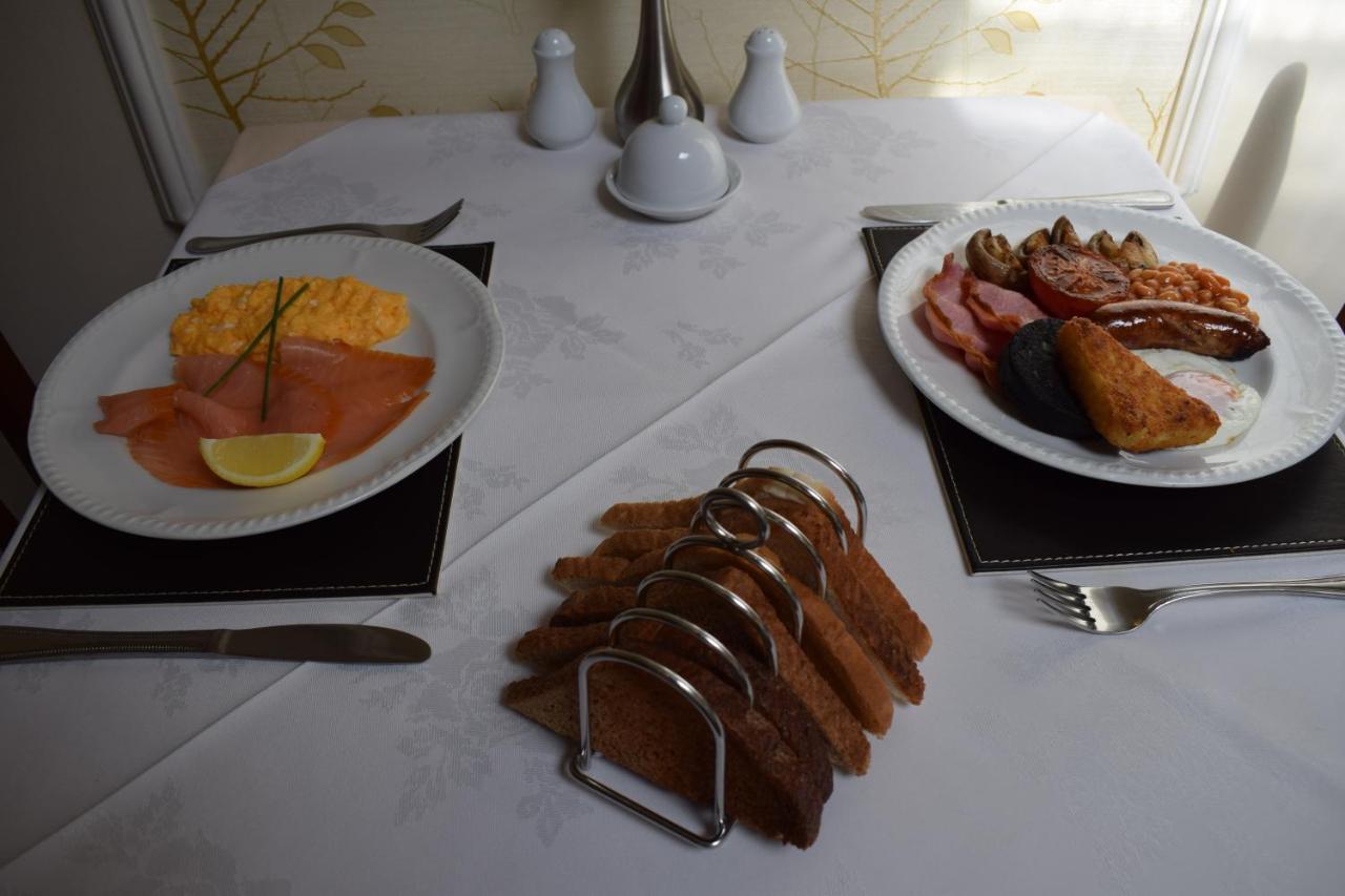 Cedar Lodge Ландъндо Екстериор снимка