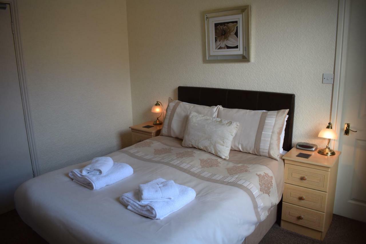 Cedar Lodge Ландъндо Екстериор снимка