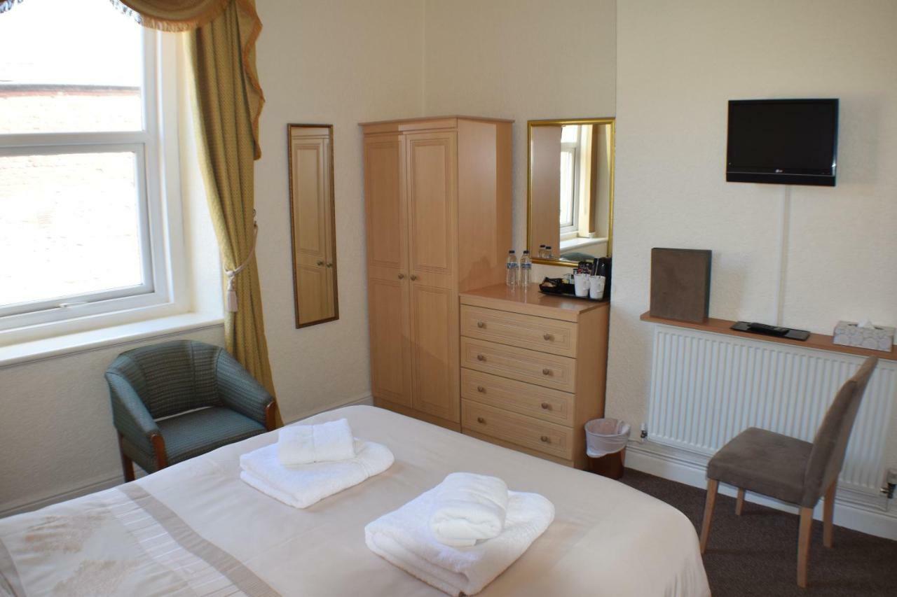 Cedar Lodge Ландъндо Екстериор снимка